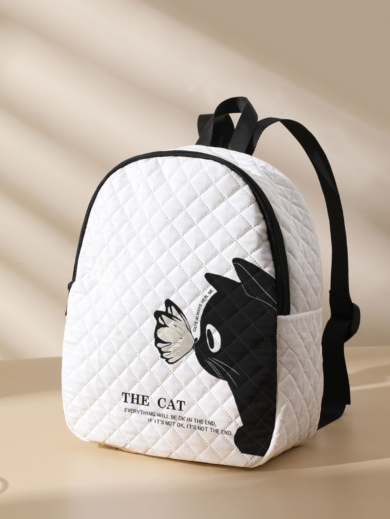 Women'S Bags Going Out - Kompaktowy plecak pikowany z nadrukiem motyla