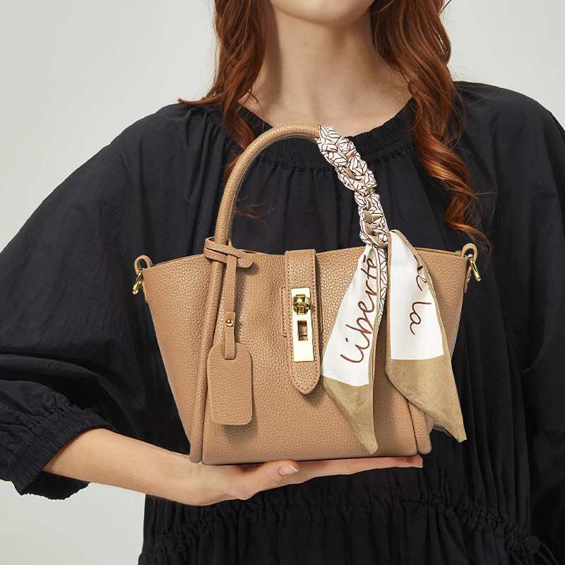 Torebka damska, torba typu tot – Women Bags Jw Pei recenzja i cena